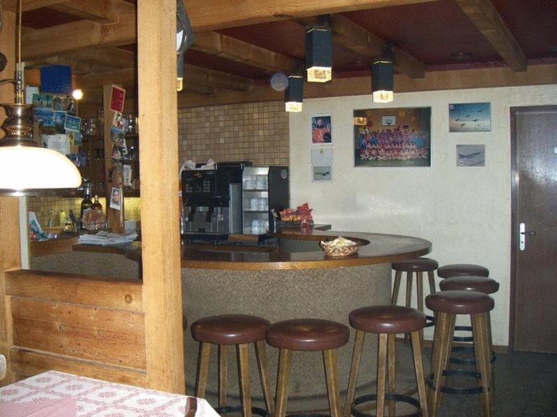 Hotel Walida Бёнинген Экстерьер фото