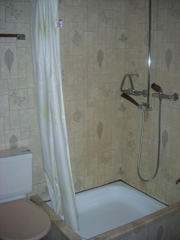 Hotel Walida Бёнинген Экстерьер фото